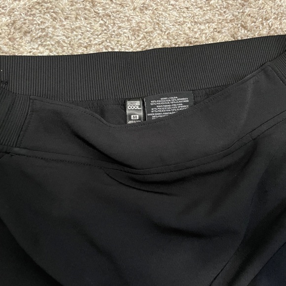 32 Degrees Cool | Women’s Stretch Woven Skort - Picture 6 of 7